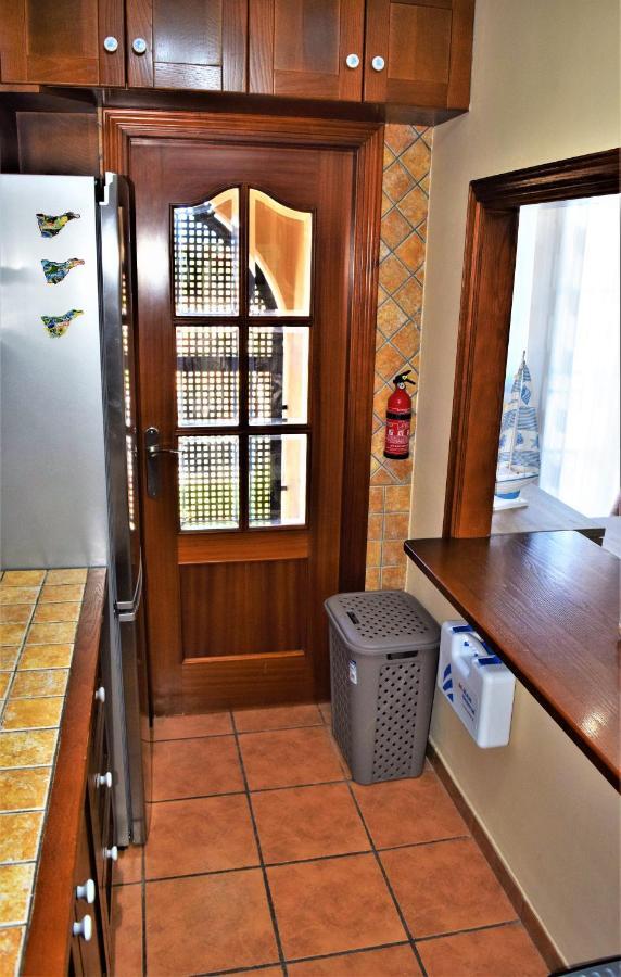 Victoria Family Apartman Tenerife Costa del Silencio Exterior foto